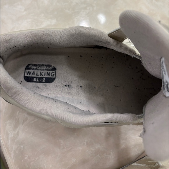 New Balance Walking Shoe. Men’s Sz 11 US. - Picture 8 of 9